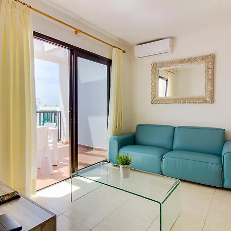 Sara Iii Apartment